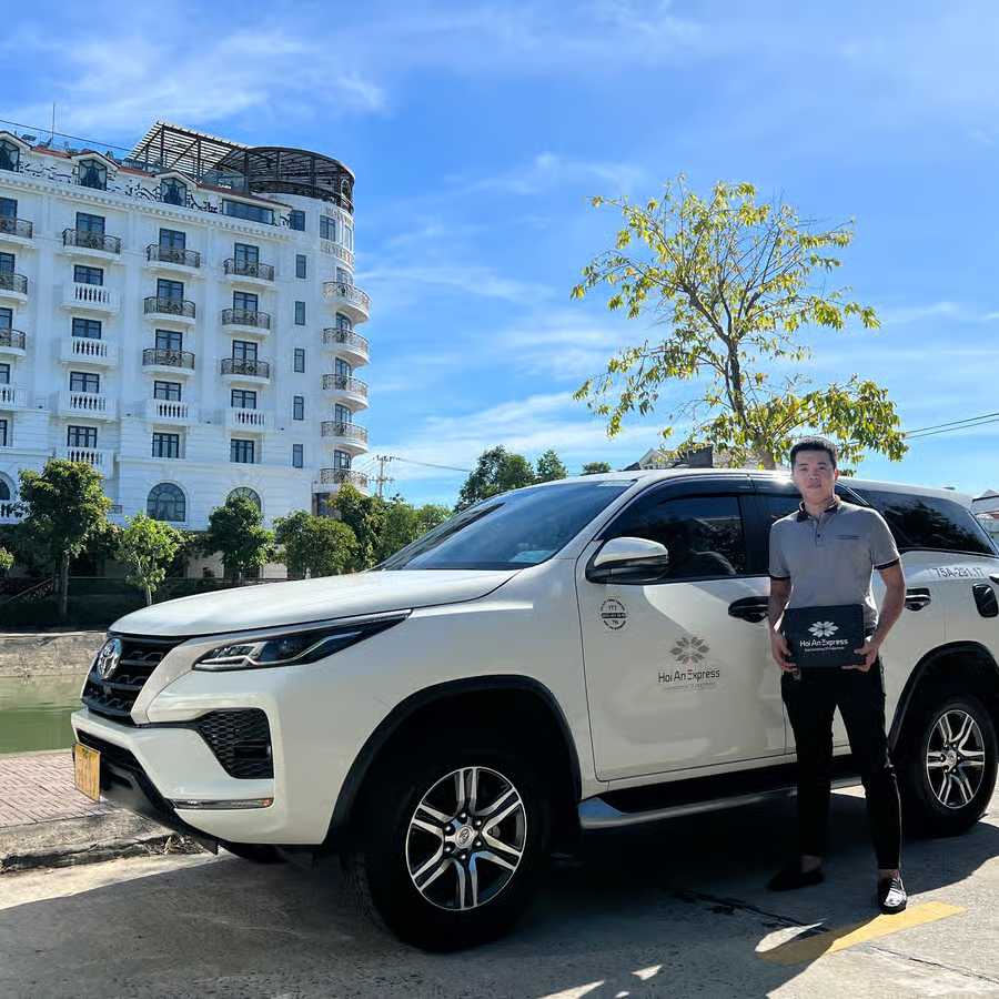 Car Hire Ho Chi Minh: Simple Booking, Reliable Service